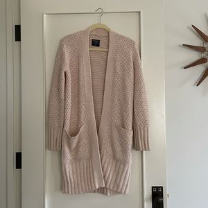 Abercrombie & Fitch xs blush pink cardigan sweater